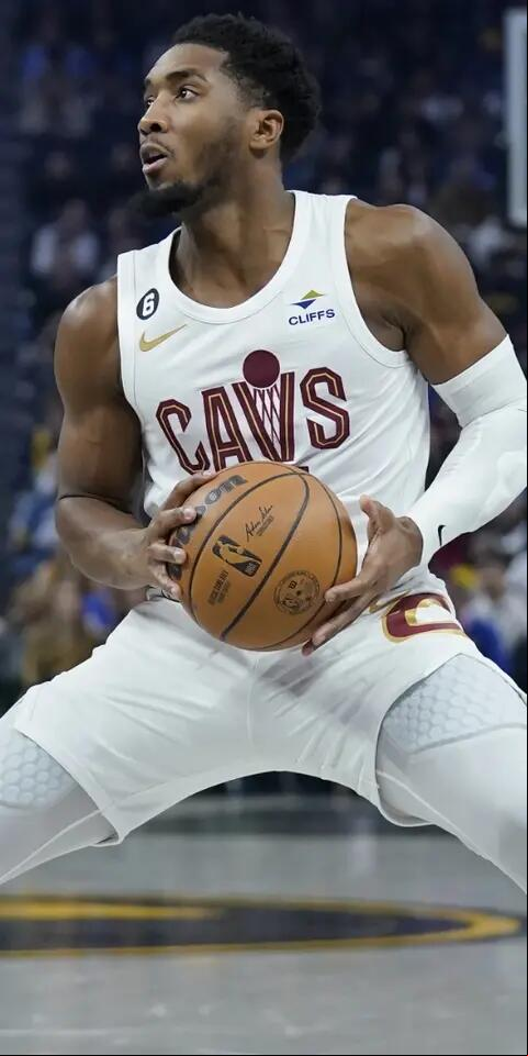 Can Donovan Mitchell keep Cleveland cruising? Heat vs Cavaliers picks and odds