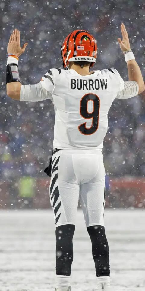 Joe Burrow's Bengals featured in our Bengals vs Chiefs picks and odds