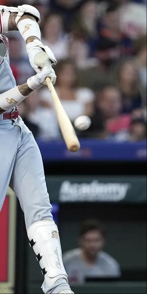 Can Castellanos hit his hits prop today? Phillies vs Astros betting preview