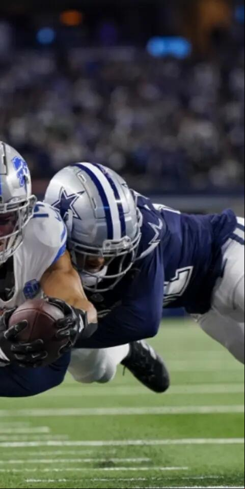 Amon-Ra St. Brown's Detroit Lions featured in our Lions vs Vikings picks and odds