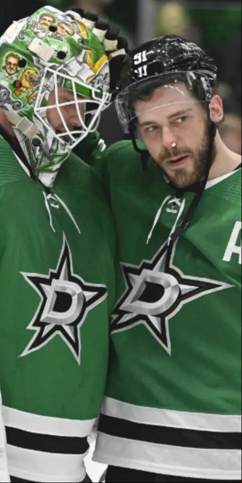 Jake Oettinger featured in our nhl expert picks